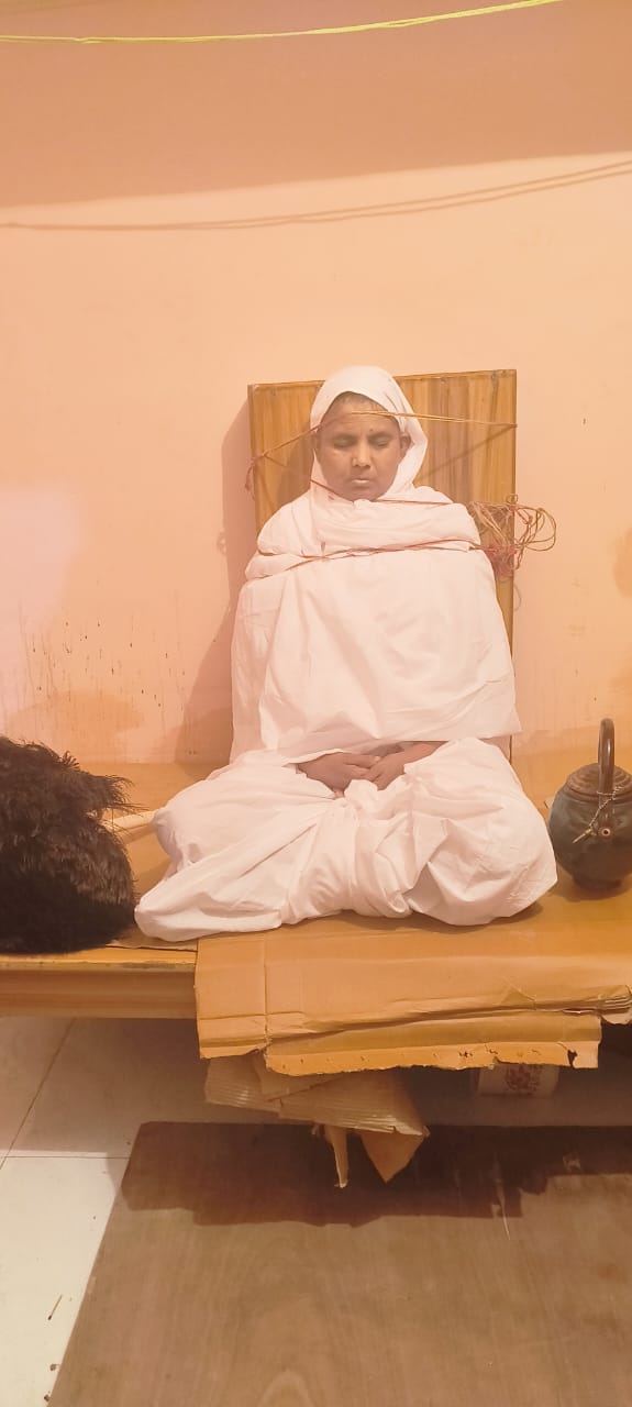 आर्यिका श्री पद्मनन्दिनी माताजी